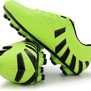 NEW Hawkwell Kids Athletic Outdoor/Indoor Comfortable Soccer Shoes Sz 3.5